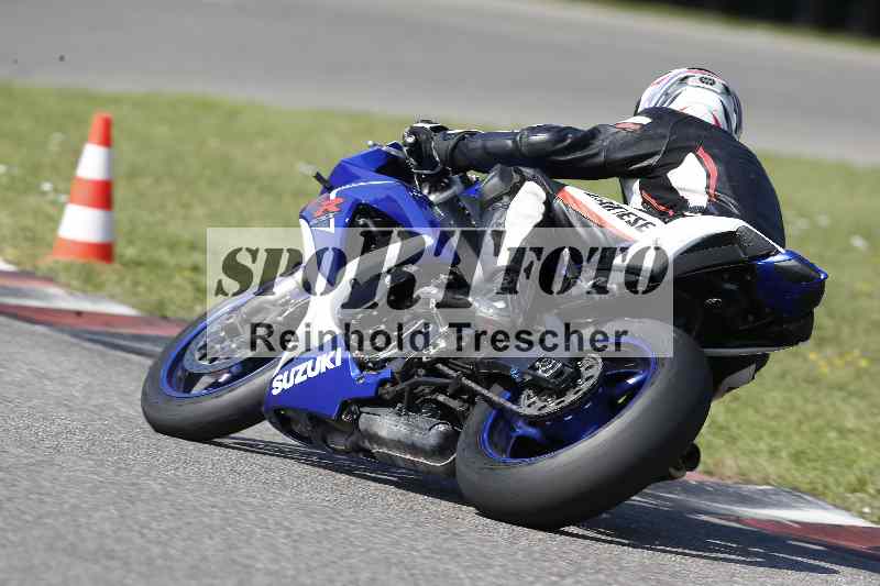 /44 09.08.2025 Plüss Moto Sport ADR/Freies Fahren/115